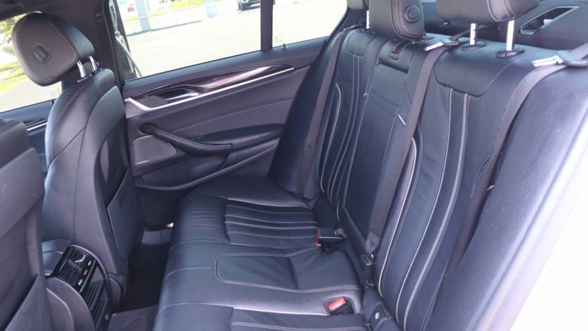 2018 BMW 5 Series WBAJA9C51JG623050