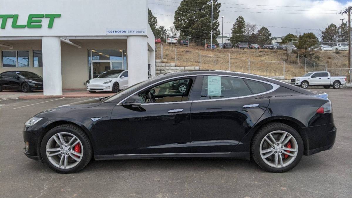 2014 Tesla Model S 5YJSA1H22EFP62630