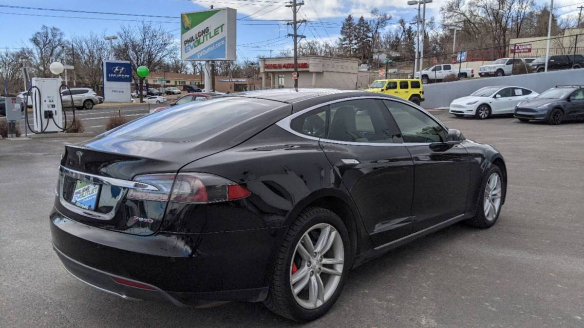 2014 Tesla Model S 5YJSA1H22EFP62630