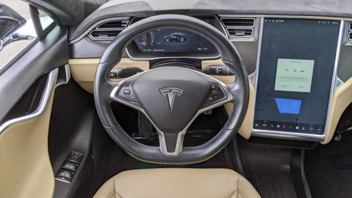 2014 Tesla Model S 5YJSA1H22EFP62630