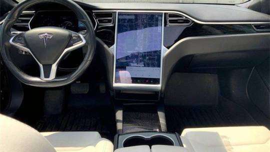 2017 Tesla Model S 5YJSA1E24HF229588