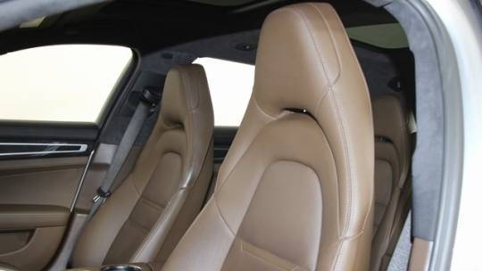 2019 Porsche Panamera WP0CH2A73KL196188