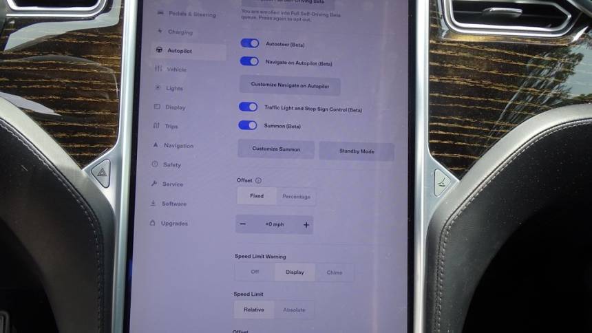 2016 Tesla Model S 5YJSA1E29GF165062