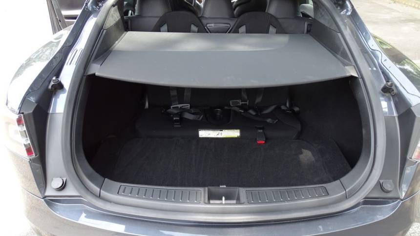 2016 Tesla Model S 5YJSA1E29GF165062
