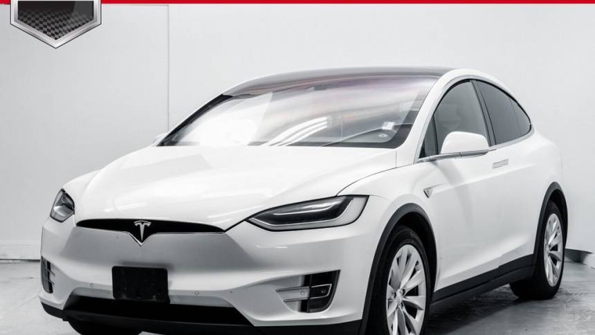 2016 Tesla Model X 5YJXCBE28GF011982