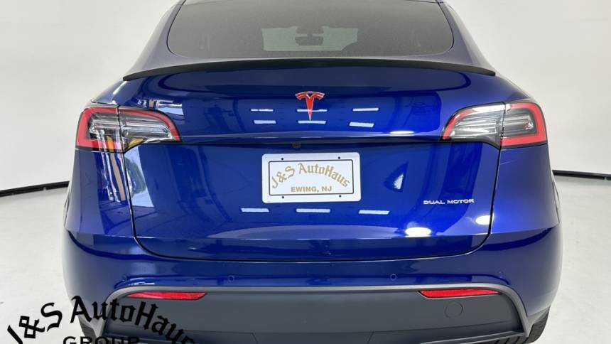2021 Tesla Model Y 5YJYGDEEXMF061809