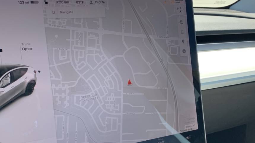 2020 Tesla Model Y 5YJYGDEE7LF056842