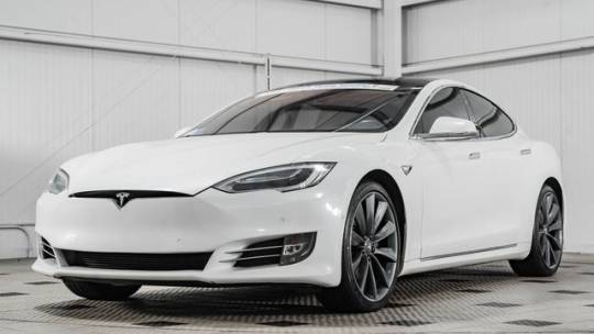 2017 Tesla Model S 5YJSA1E26HF207270