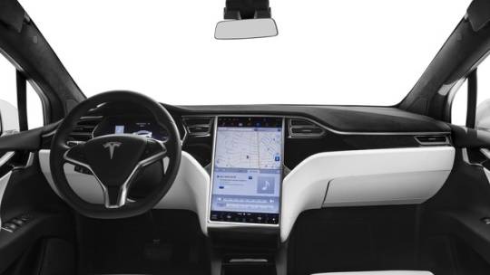 2016 Tesla Model X 5YJXCBE22GF013033