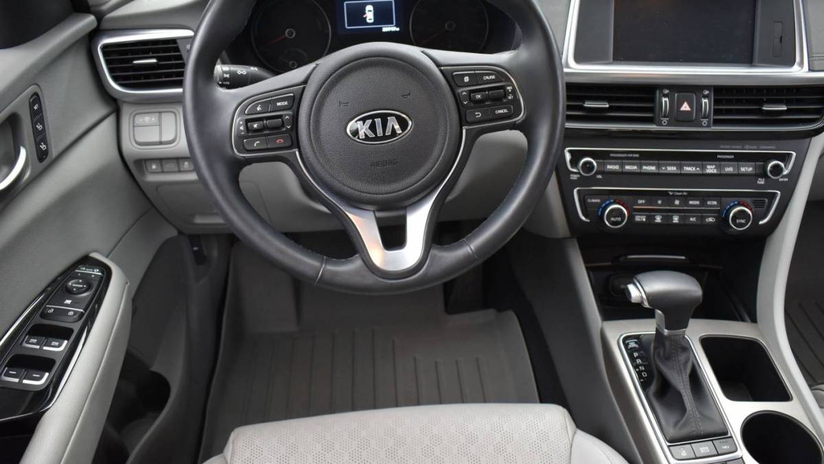 2017 Kia Optima KNAGV4LD7H5009926