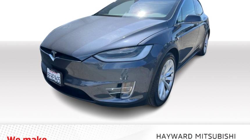 2018 Tesla Model X 5YJXCAE2XJF109428