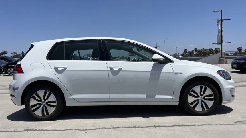 2017 Volkswagen e-Golf WVWKR7AU3HW953657