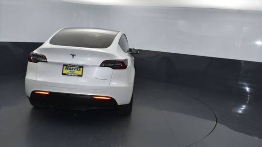 2020 Tesla Model Y 5YJYGDEE6LF023976