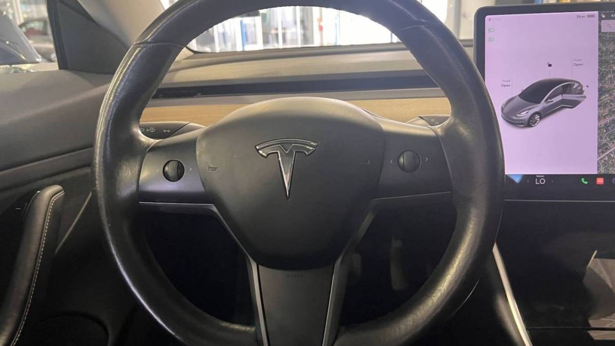 2018 Tesla Model 3 5YJ3E1EA4JF015206