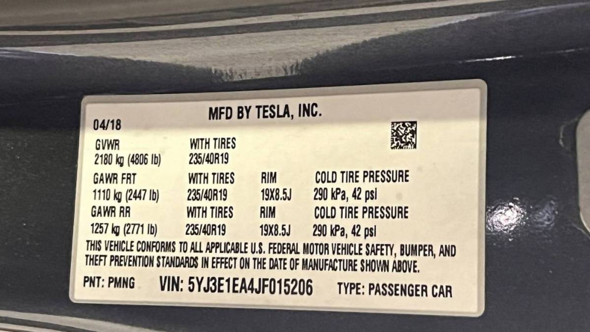 2018 Tesla Model 3 5YJ3E1EA4JF015206