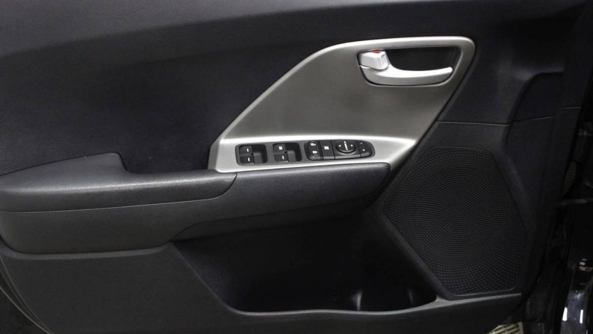 2019 Kia Niro KNDCM3LD6K5284015