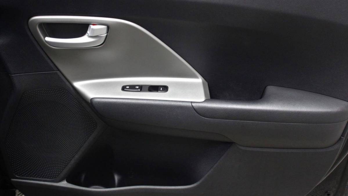 2019 Kia Niro KNDCM3LD6K5284015
