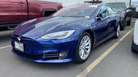 2017 Tesla Model S 5YJSA1E25HF220317