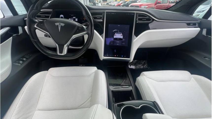 2016 Tesla Model X 5YJXCBE25GF002477