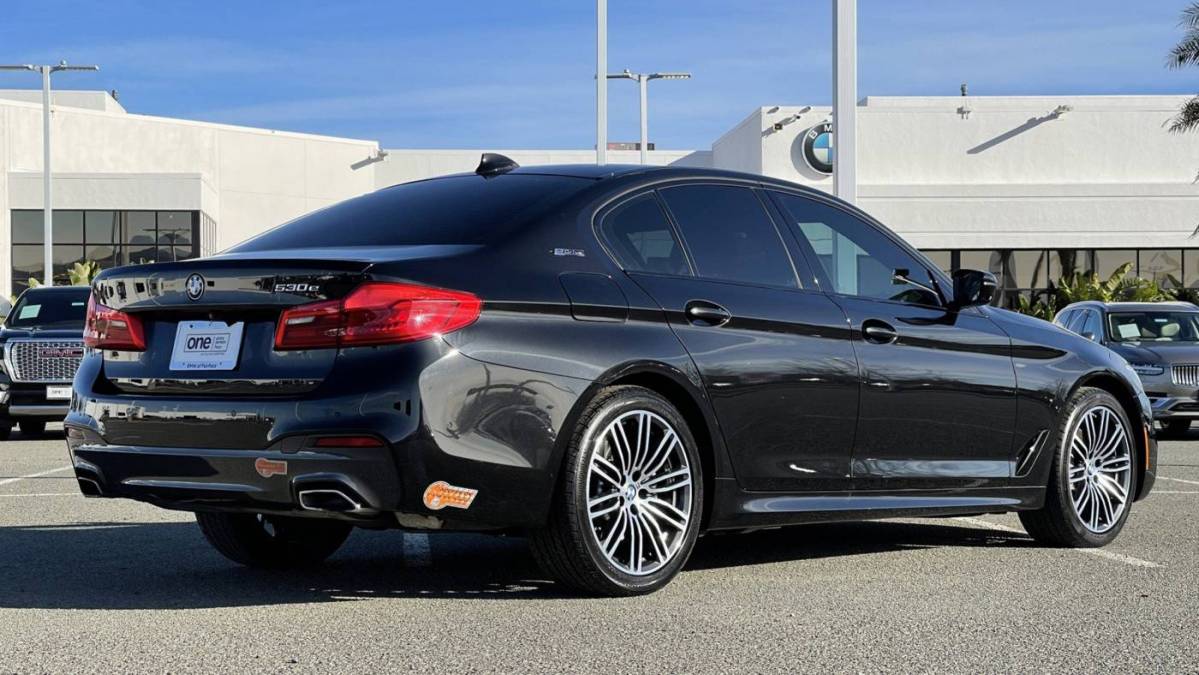 2019 BMW 5 Series WBAJA9C56KB389907