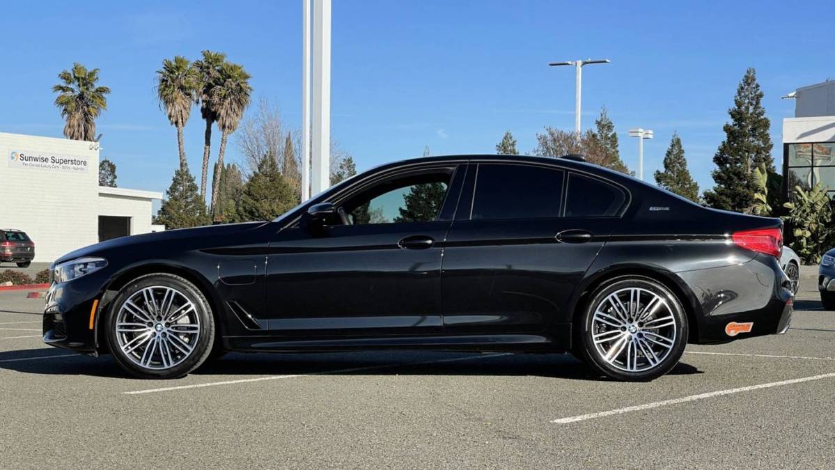 2019 BMW 5 Series WBAJA9C56KB389907