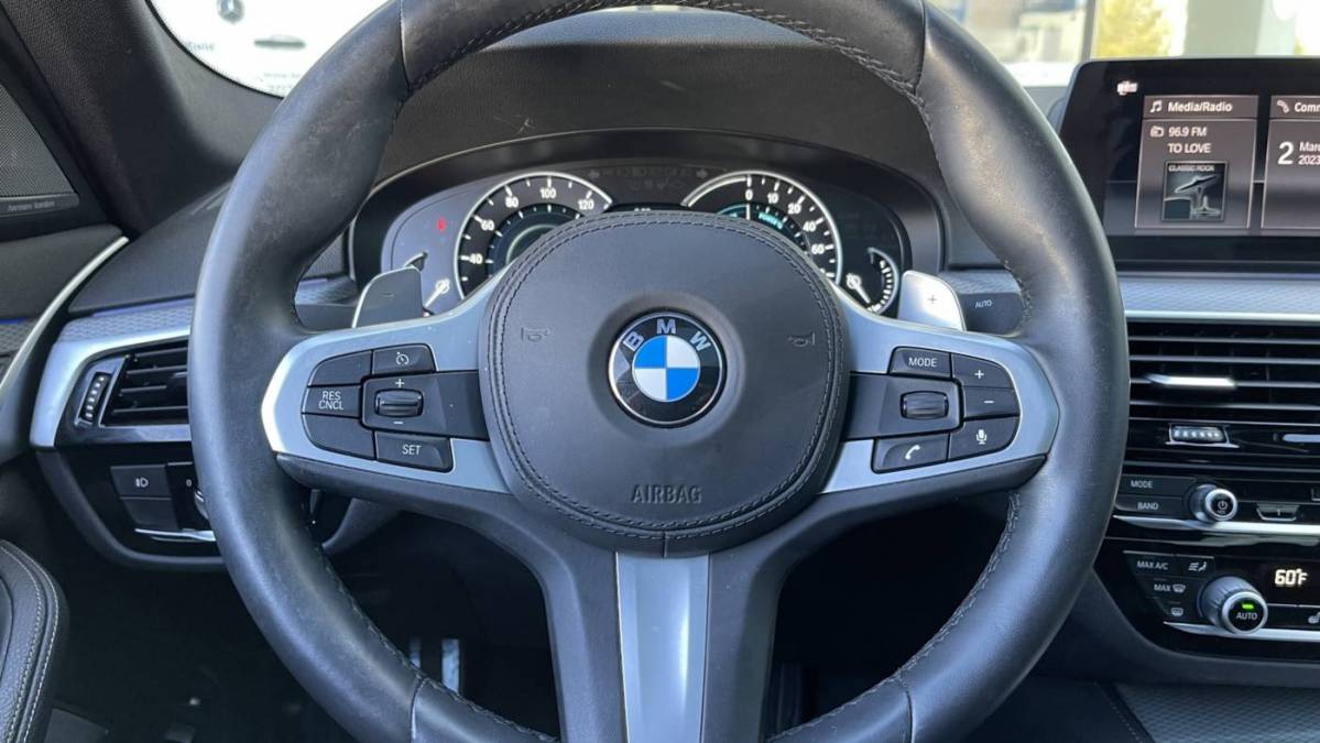 2019 BMW 5 Series WBAJA9C56KB389907
