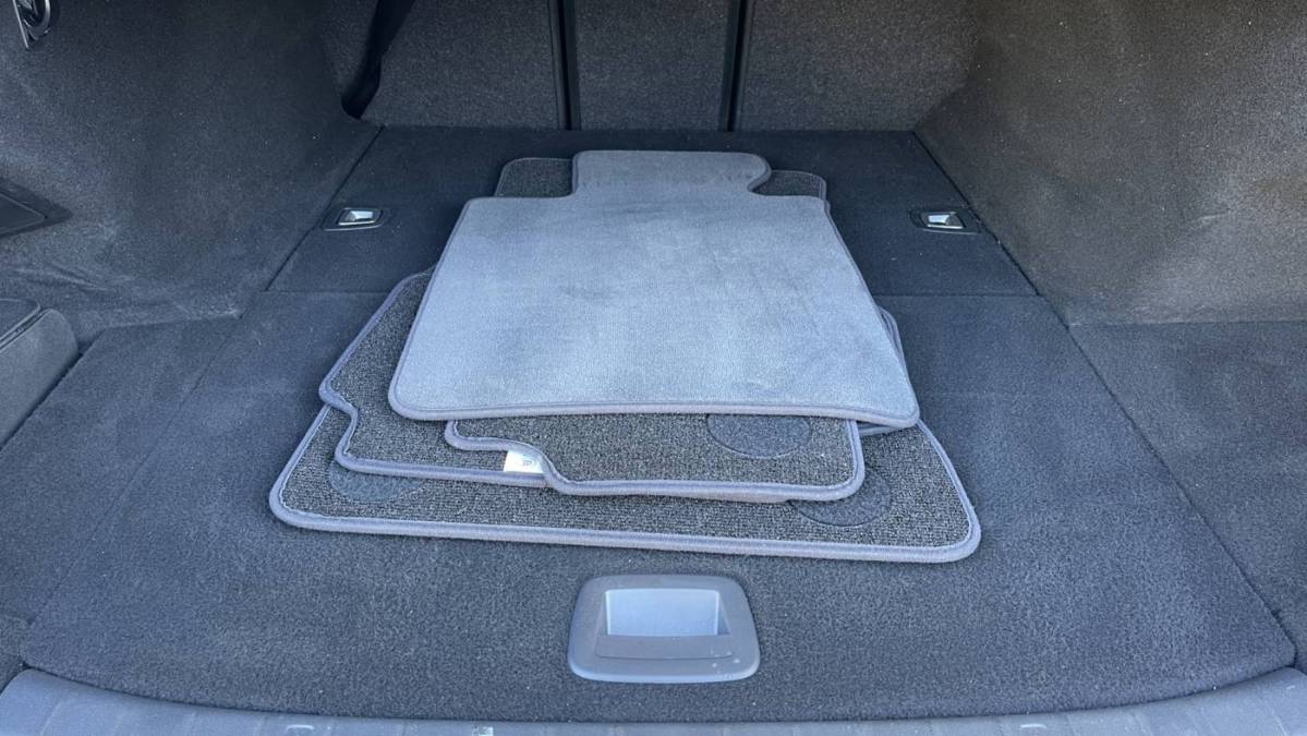 2019 BMW 5 Series WBAJA9C56KB389907