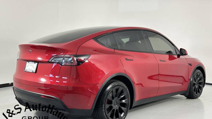 2020 Tesla Model Y 5YJYGDEE3LF018346