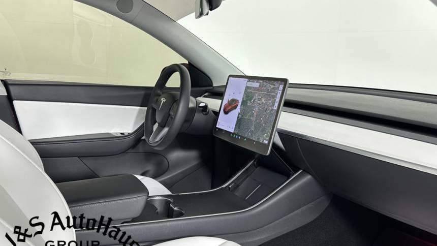 2020 Tesla Model Y 5YJYGDEE3LF018346