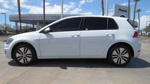 2019 Volkswagen e-Golf WVWKR7AU6KW913371