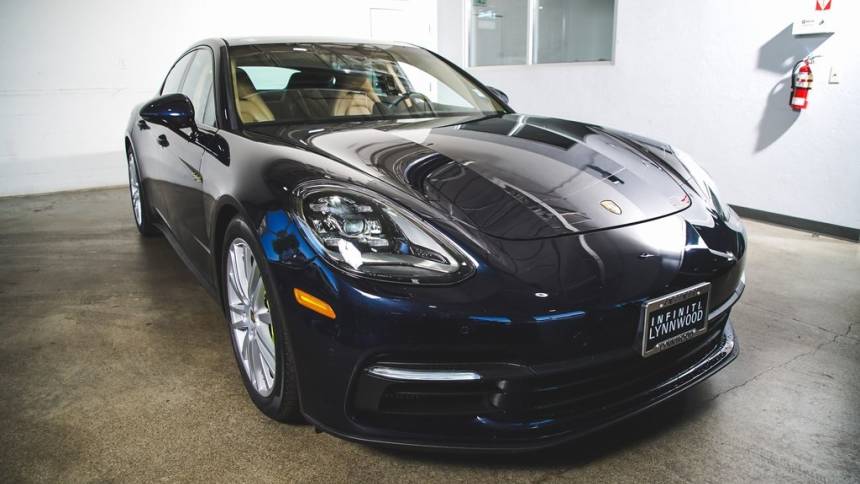 2018 Porsche Panamera WP0AE2A70JL177175