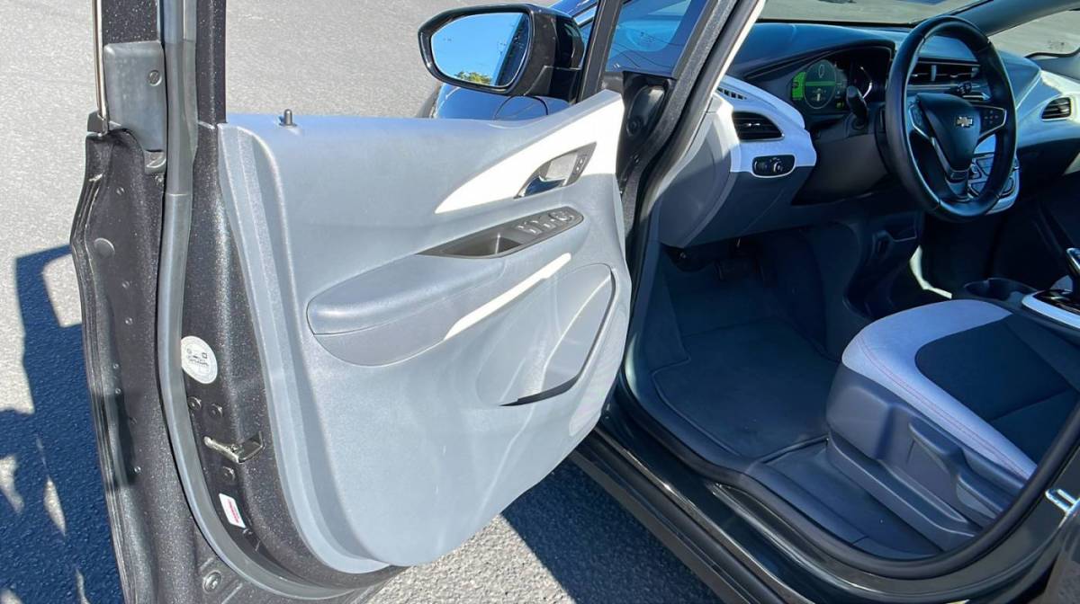 2018 Chevrolet Bolt 1G1FW6S01J4138478