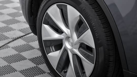 2021 Tesla Model Y 5YJYGDEE4MF259186