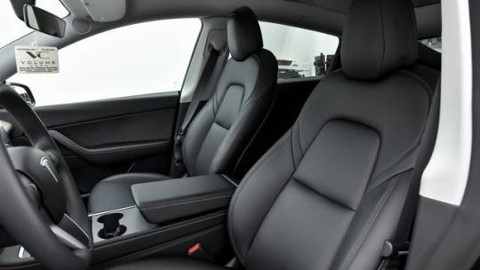 2021 Tesla Model Y 5YJYGDEE4MF259186