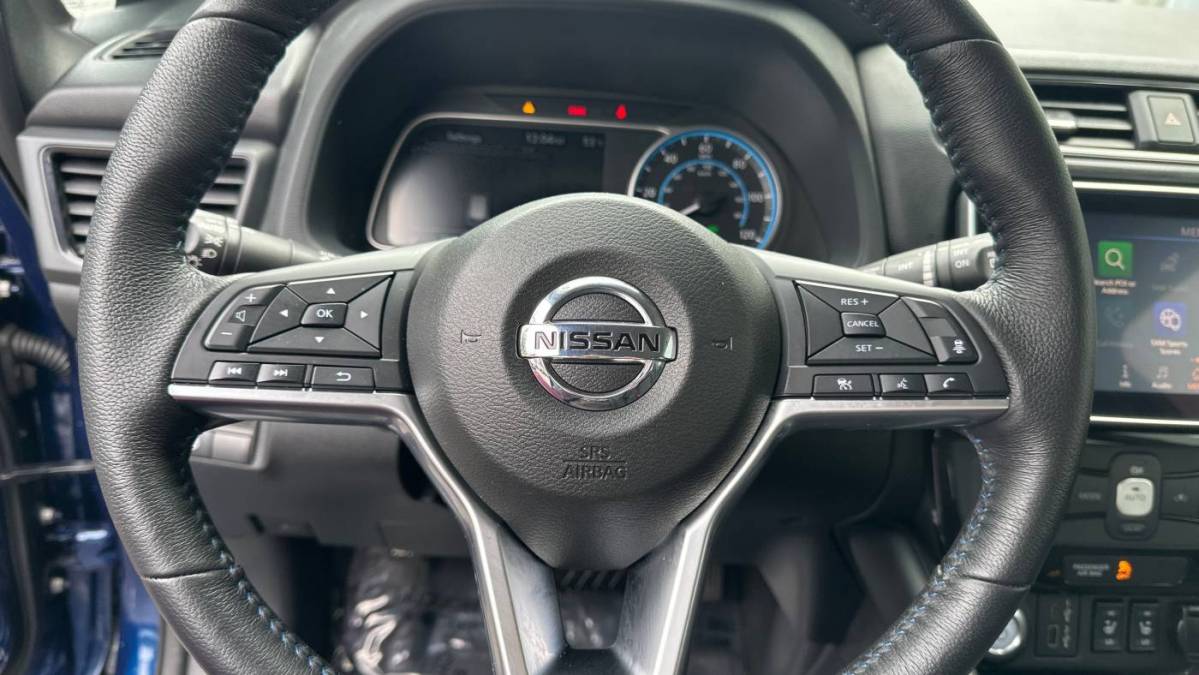 2022 Nissan LEAF 1N4AZ1CV2NC555017