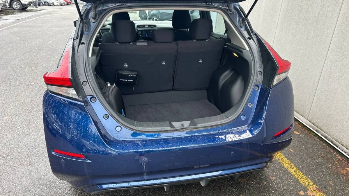 2022 Nissan LEAF 1N4AZ1CV2NC555017