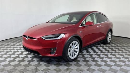 2019 Tesla Model X 5YJXCDE26KF140260