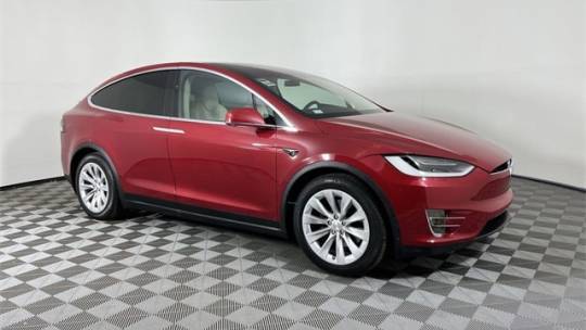 2019 Tesla Model X 5YJXCDE26KF140260