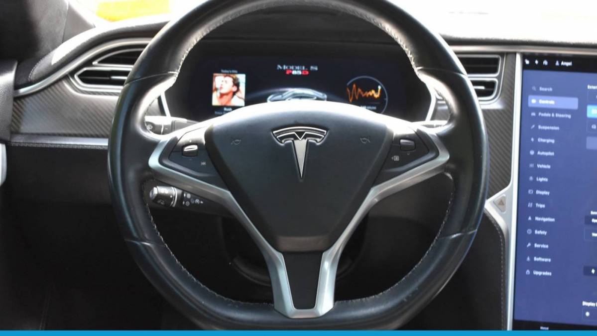 2014 Tesla Model S 5YJSA1H20EFP66661