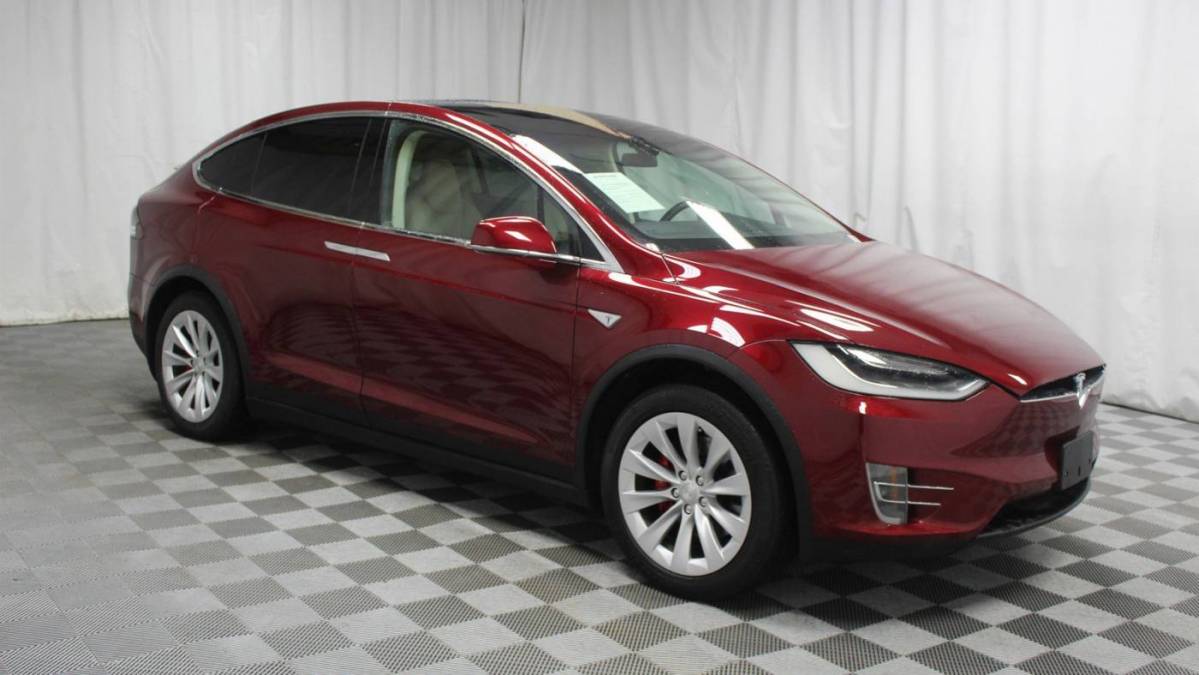 2016 Tesla Model X 5YJXCAE4XGFS00810