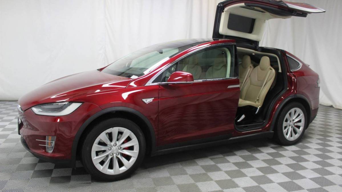2016 Tesla Model X 5YJXCAE4XGFS00810