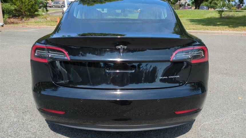 2018 Tesla Model 3 5YJ3E1EB1JF127227