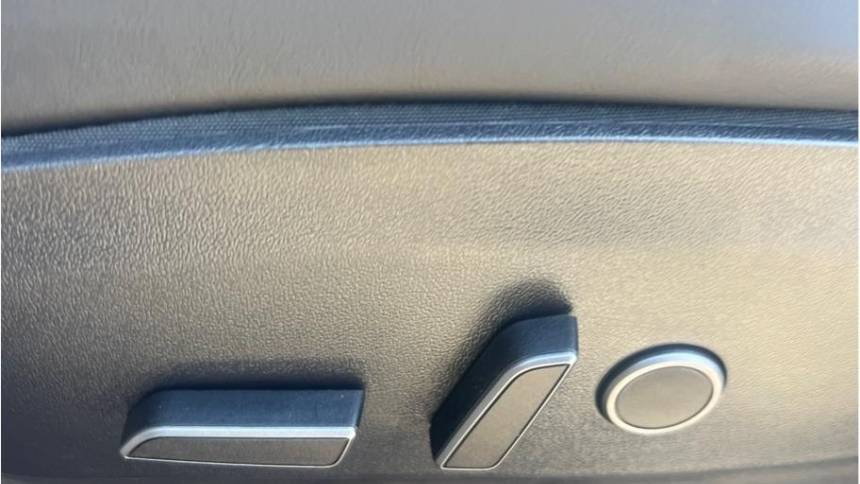 2021 Tesla Model Y 5YJYGDEE0MF067943