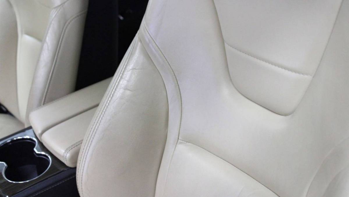 2014 Tesla Model S 5YJSA1H24EFP63035