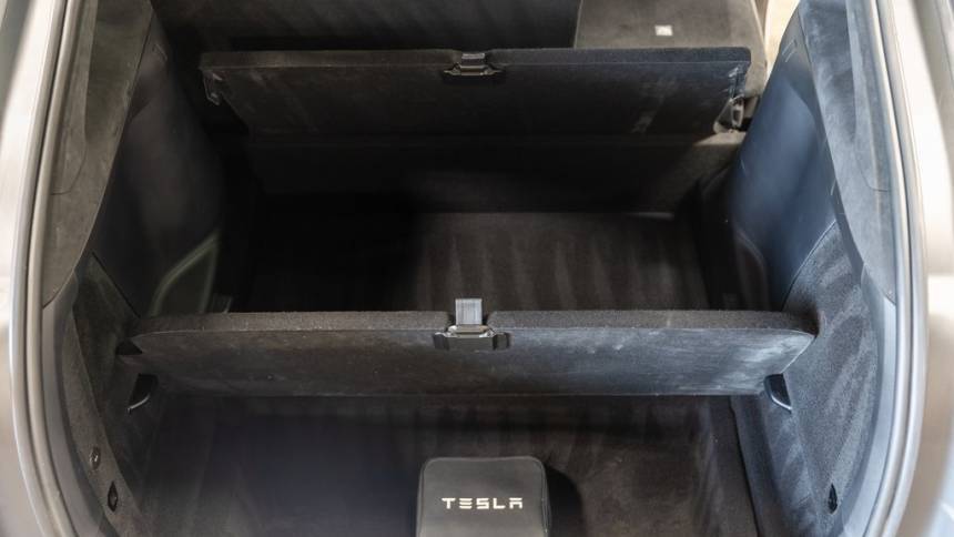 2018 Tesla Model X 5YJXCDE27JF088474