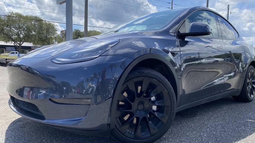 2020 Tesla Model Y 5YJYGDEE6LF041751