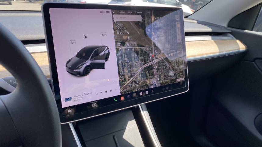 2020 Tesla Model Y 5YJYGDEE6LF041751