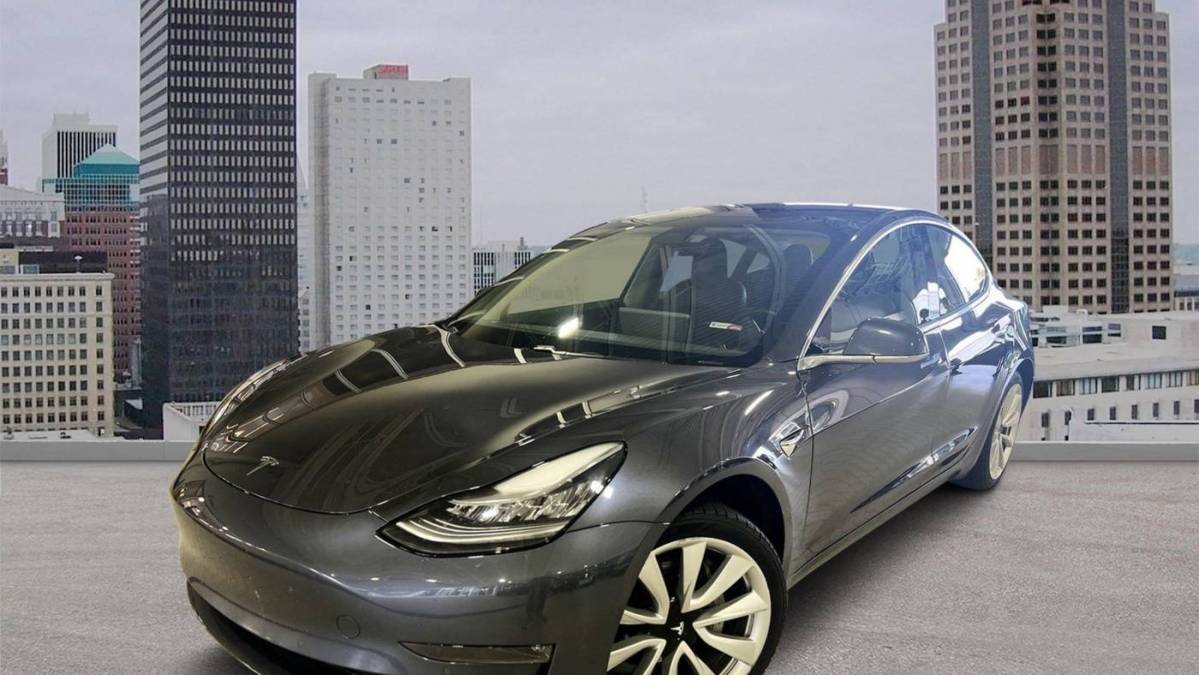 2018 Tesla Model 3 5YJ3E1EA4JF015206