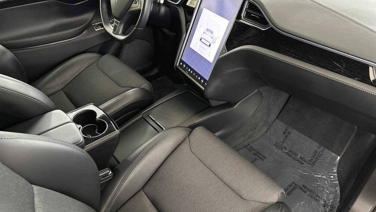2018 Tesla Model X 5YJXCAE20JF103010