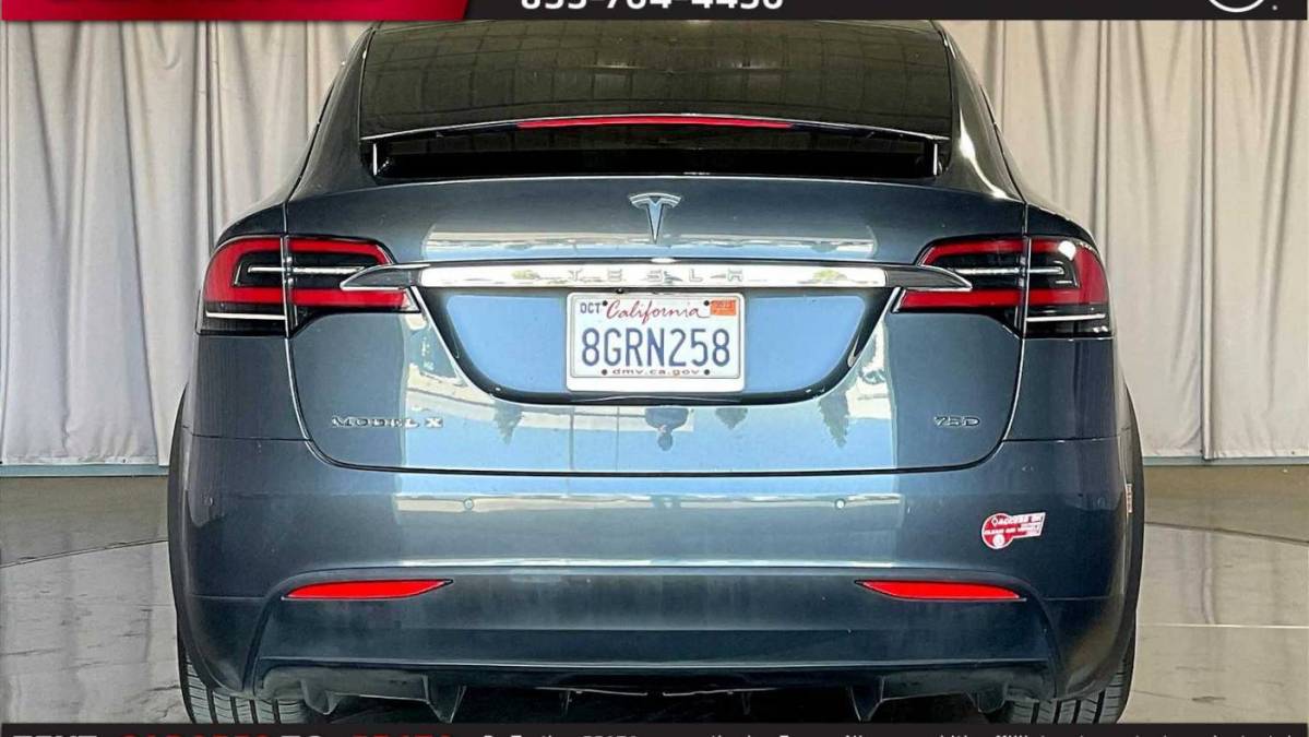 2018 Tesla Model X 5YJXCAE25JF112852